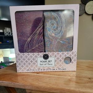 Modern Expressions Scarf Set